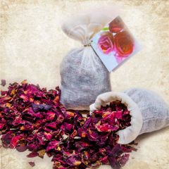 Rose Buds Herbal Bath with a bag of linen 