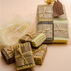 Pack of tulle with 4 different kinds of soaps 